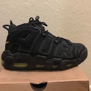 Mens Nike AirMore Uptempo’s